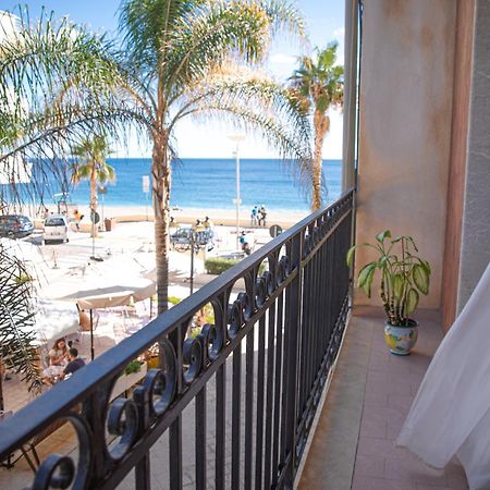 Palazzo Durante Hotel Letojanni Ngoại thất bức ảnh